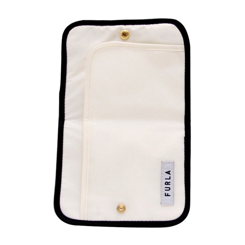 ＜FURLA＞フルラ　マスクケース ブラック