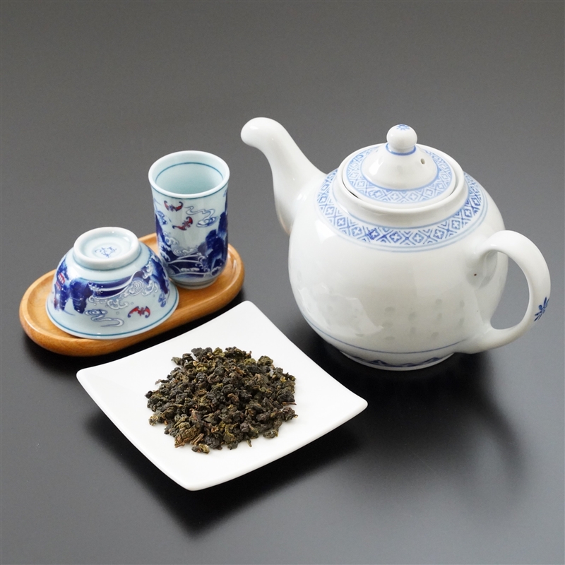 台湾・南投縣産　凍頂烏龍茶（半発酵茶）