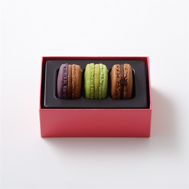 ＜ピエール・エルメ・パリ＞マカロン 3個詰合わせ 3個