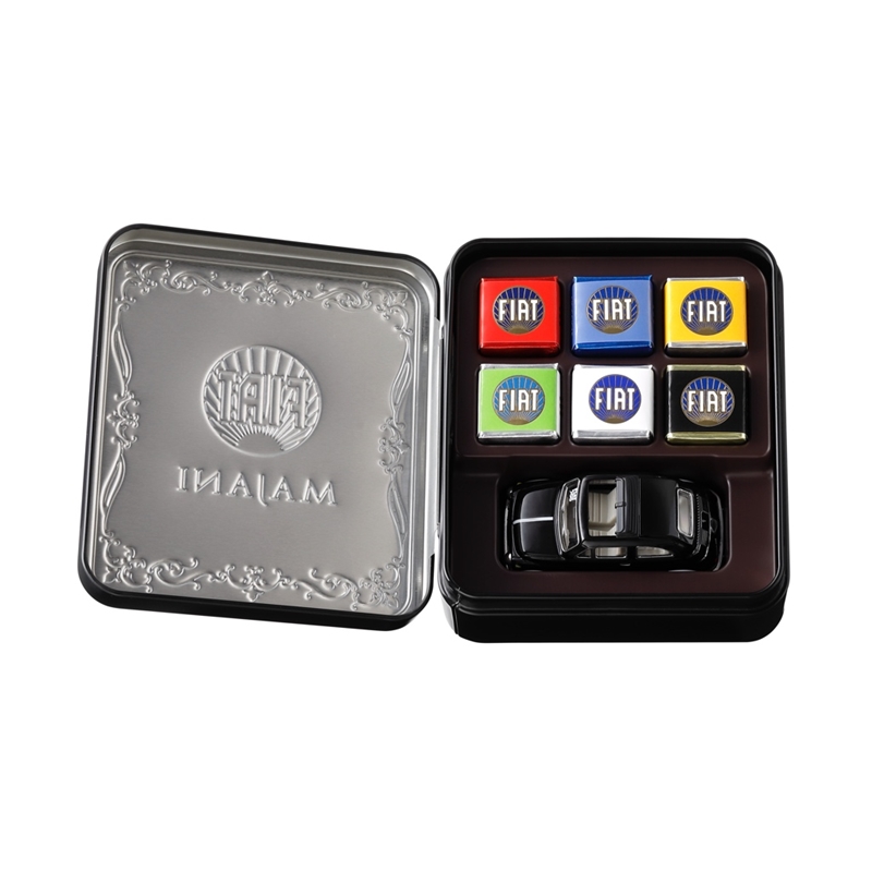 ＜Ｍａｊａｎｉ（マイアーニ）＞Majani チョコレートFiat ミニカーセット ネラ ネラ