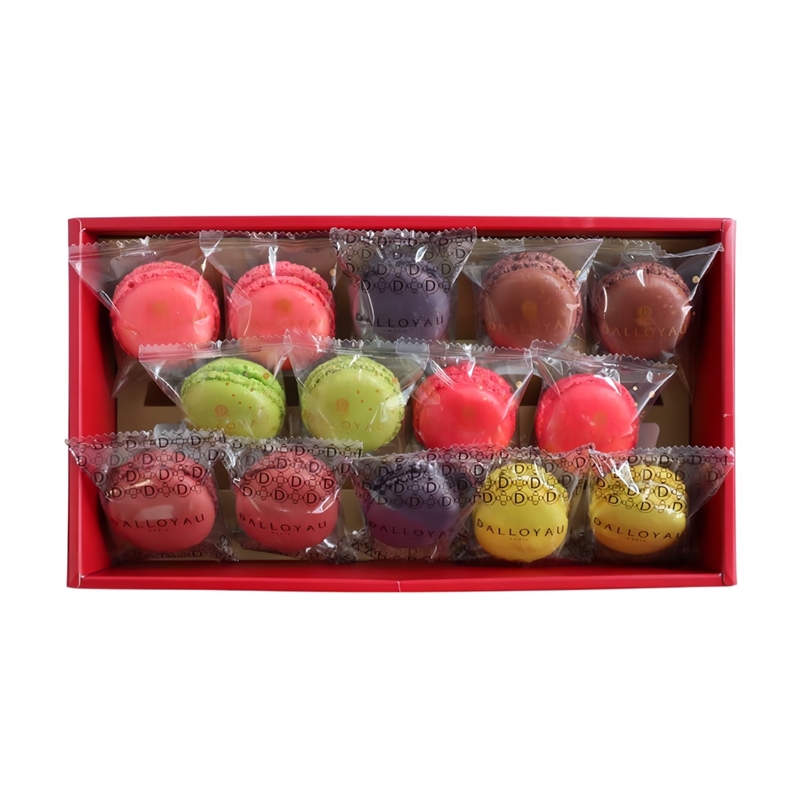 ＜ダロワイヨ＞季節のマカロン入り詰合せ(14個入)