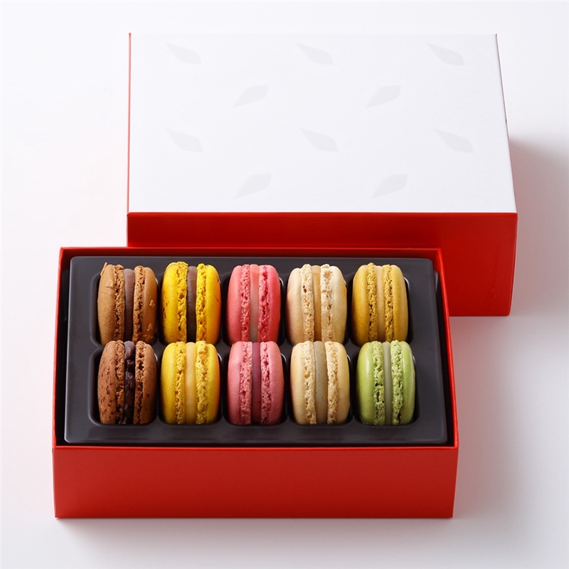 ＜ピエール・エルメ・パリ＞マカロン 10種10個詰合わせ