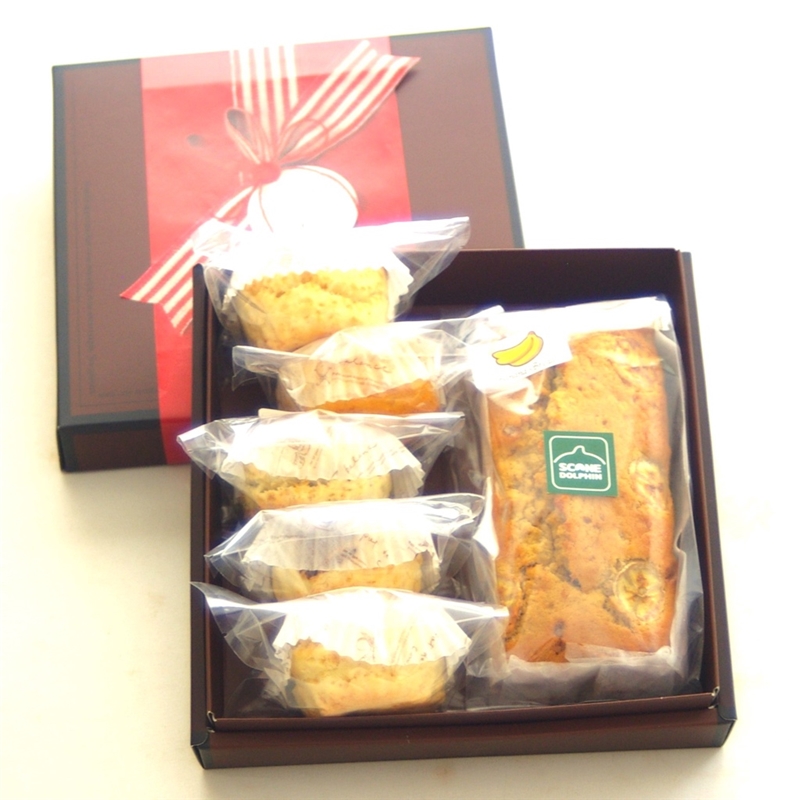 ＜スコーンドルフィン＞スコーン５個とバナナブレットのセット