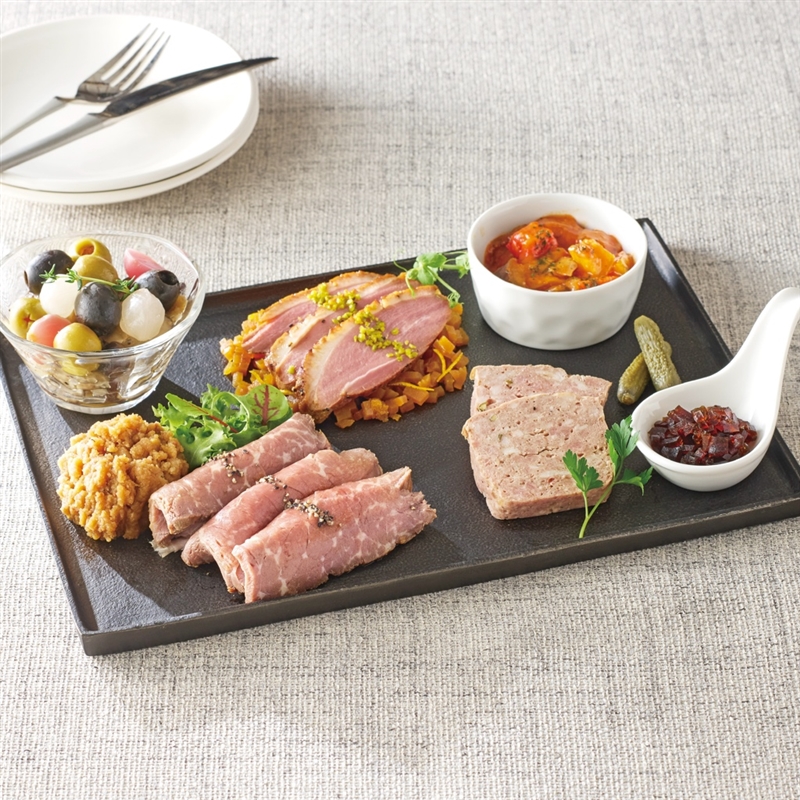 ＜プルミエ＞モデスト