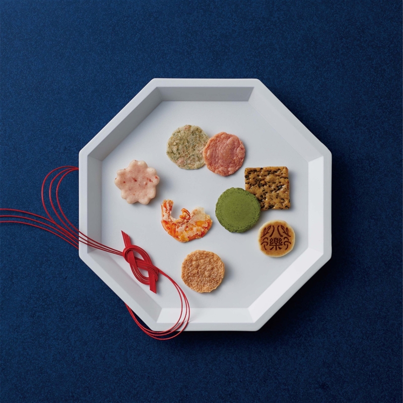 ＜坂角総本舖＞八樂