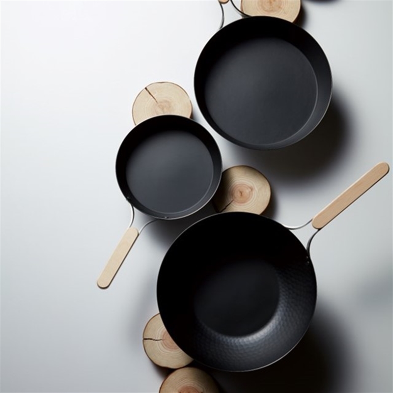 ＜沙羅＞山茶花