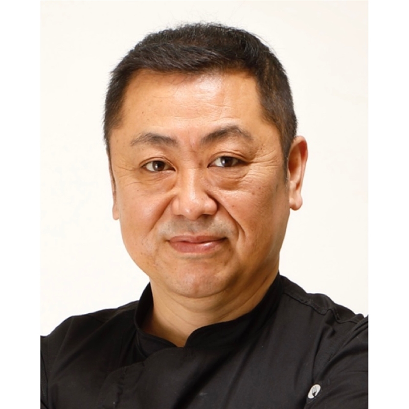 38＜料理人 野﨑洋光/坂井宏行/菰田欣也＞和洋中華風おせち三段重