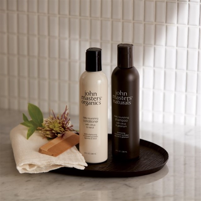 ＜沙羅＞白百合