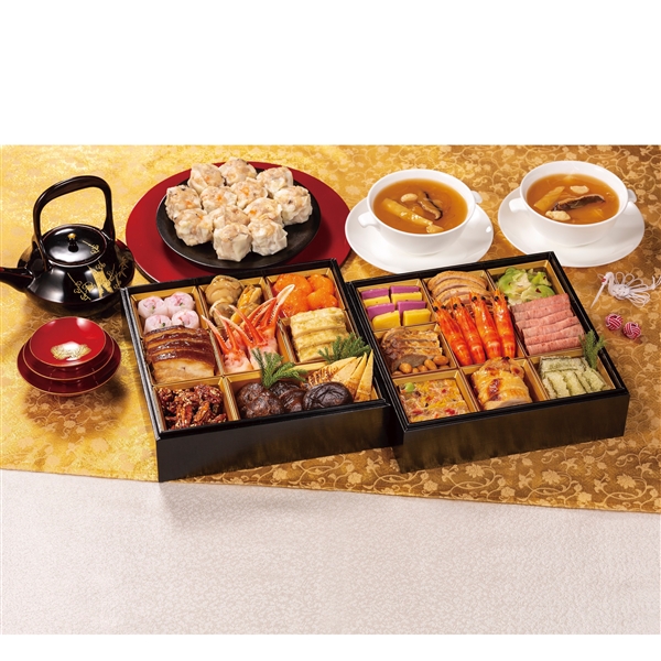 ４６【12月31日（日）配達指定】＜崎陽軒＞中華おせち二段重（限定シウマイ・フカヒレスープ付）