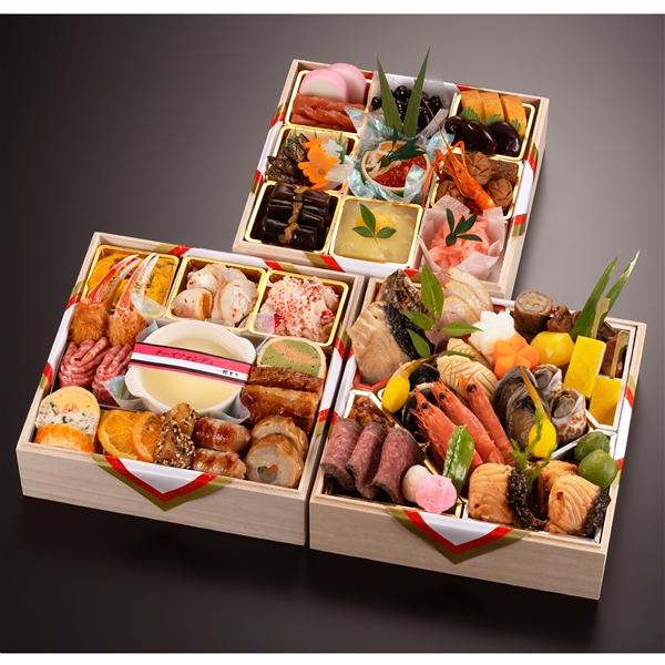 ９３【12月31日（日）配達指定】＜京料理　濱登久＞おせち和洋三段重