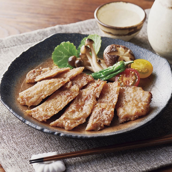 ＜ANA’s FRESH SELECTION　彩～いろどりコース～＞国産豚ロース西京白味噌仕立て