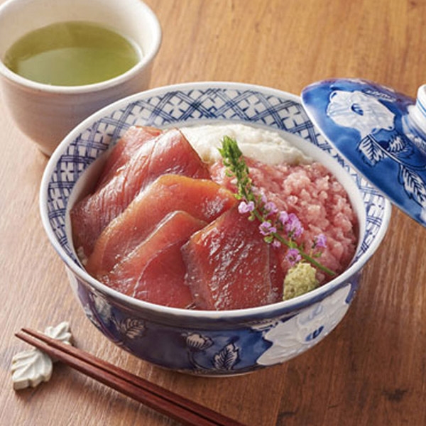 ＜ANA’s FRESH SELECTION　彩～いろどりコース～＞＜カネトモ＞めばちまぐろ漬・とろみ・とろろ芋