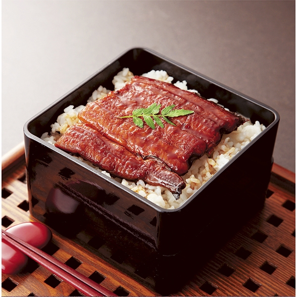 ＜ANA’s FRESH SELECTION　粋～いきコース～＞＜うなぎ割烹 一愼＞監修 うなぎ串蒲焼 4串