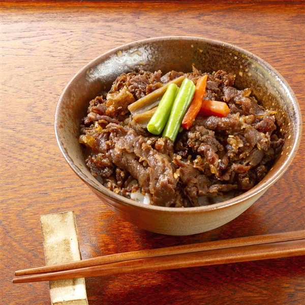 ＜新杵屋×米沢牛黄木(おおき)＞牛肉どまん中 一膳ご飯