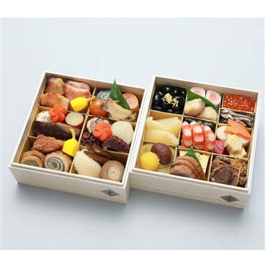 93<京料理 熊魚菴たん熊北店>和風おせち二段重