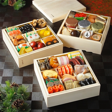 34<日本料理 なだ万>おせち重詰