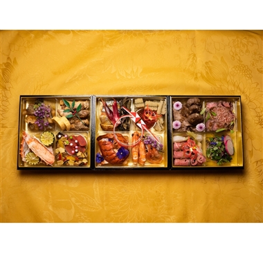 23<水戸fusionたかやま>和洋fusionおせち「祝煌」三段