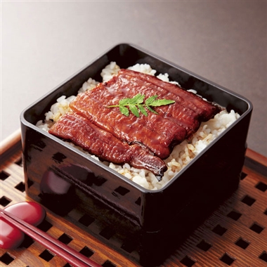 <ANA’s FRESH SELECTION 趣~おもむきコース~><うなぎ割烹 一愼>監修 うなぎ串蒲焼 3串