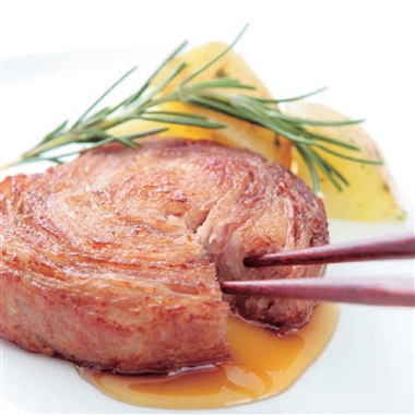 <長崎 豊味館>南九州産黒豚ロールステーキ8袋入