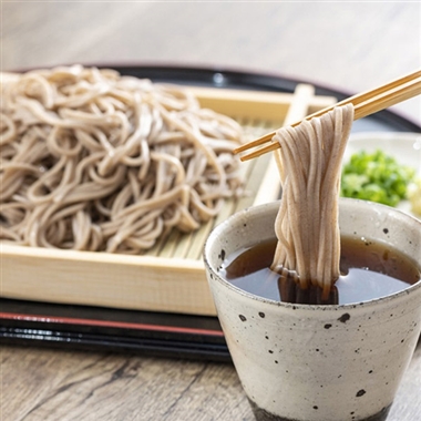 <イワセアグリセンター>常陸秋そば八割乾麺セット