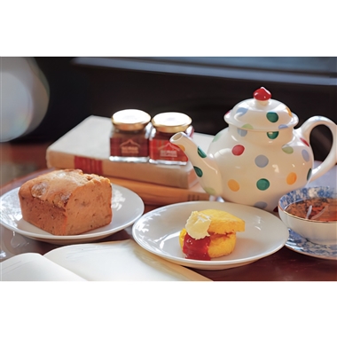 <スコーンドルフィン>スコーン5個とバナナブレットのセット