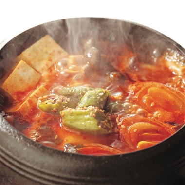 <ぴょんぴょん舎>キムチチゲ